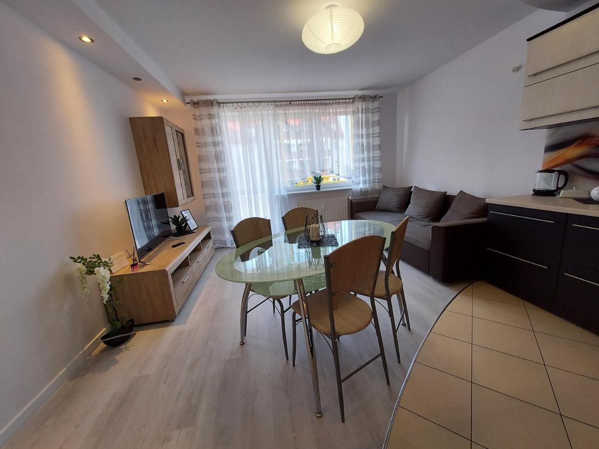 Apartament Wenedow Lägenhet Koszalin Exteriör bild