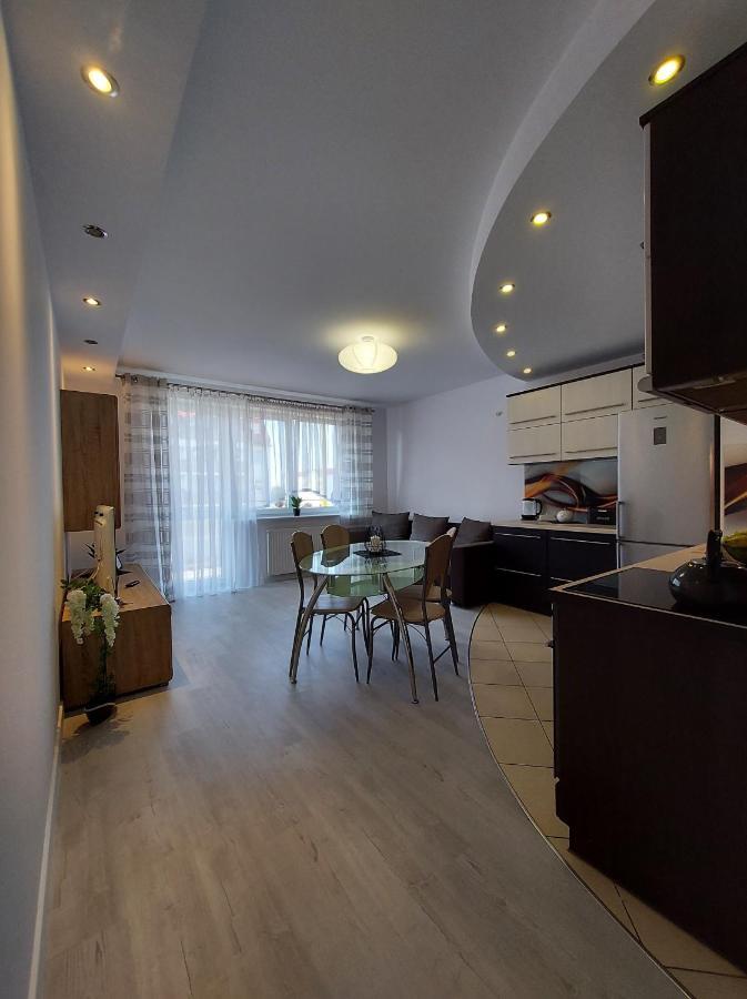 Apartament Wenedow Lägenhet Koszalin Exteriör bild